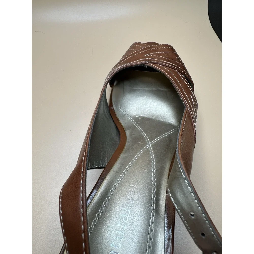 Naturalizer but design adjustable